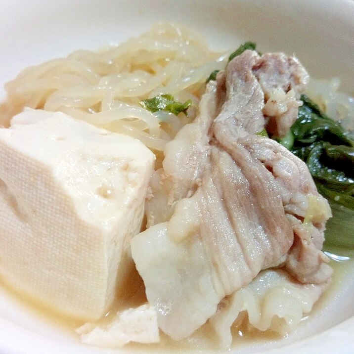 簡単☆豆腐と豚肉と小松菜の味噌煮